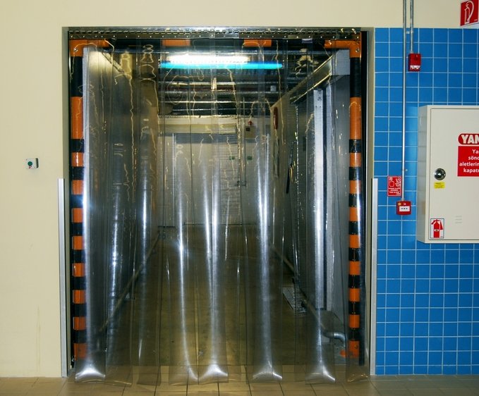Ovel ŞERİT PERDE PVC KAPI